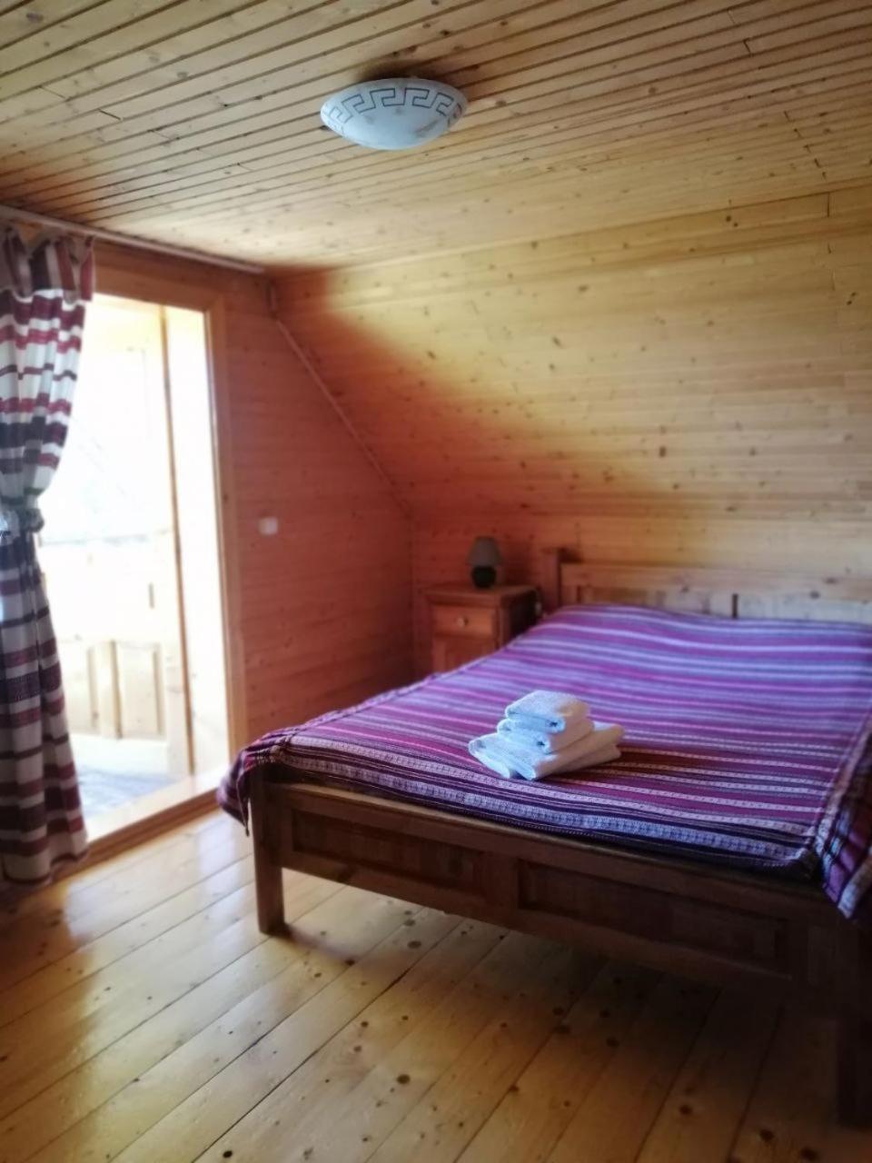 Stara Khata карпати 招待所 舍绍里